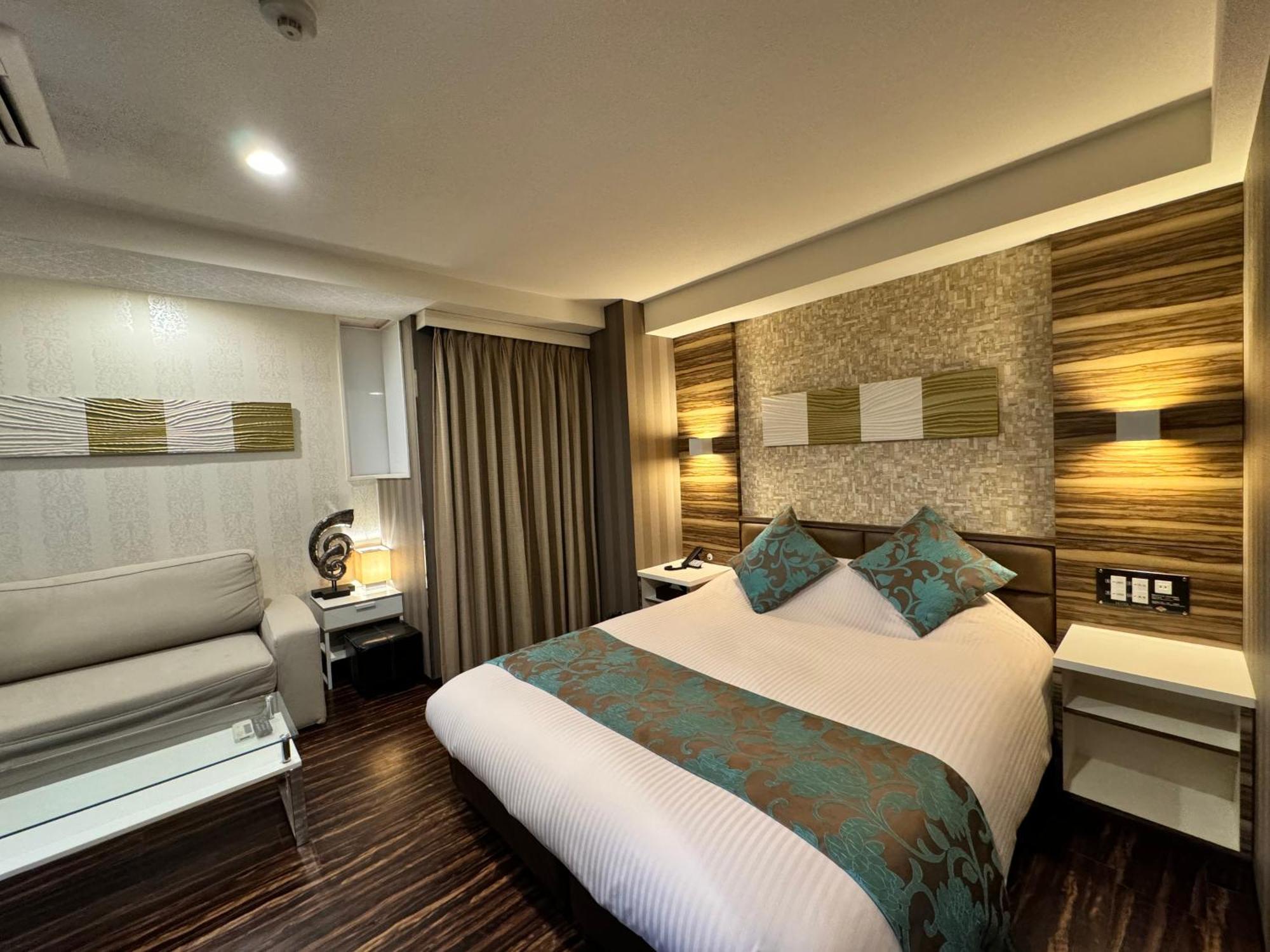 Mandarin Hotel